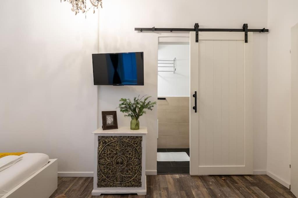 Practical 1Br Flat By Center By Hm Viena Exterior foto